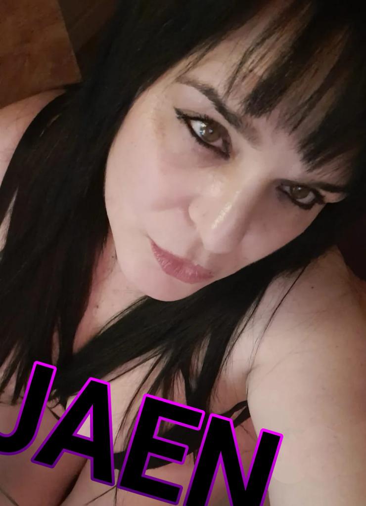 Chica busca chico en Jaén: 