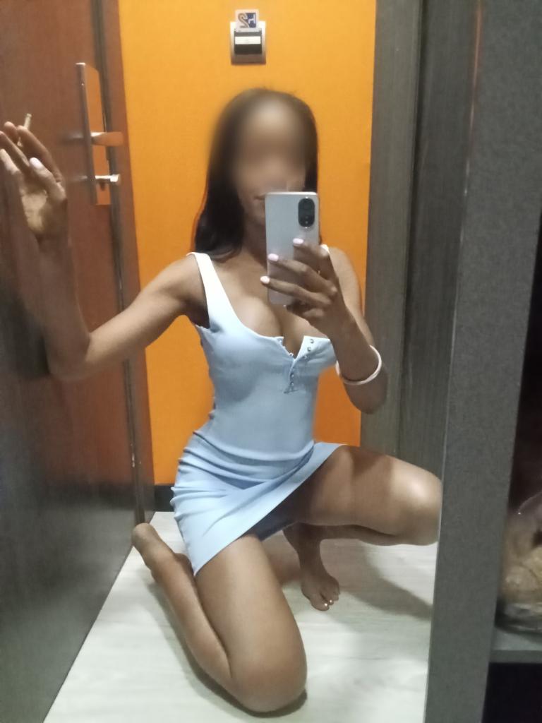 Chica busca chico en Madrid: Chica busca chico