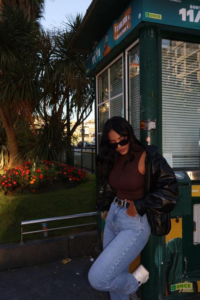 Chica busca chico en Tenerife: 