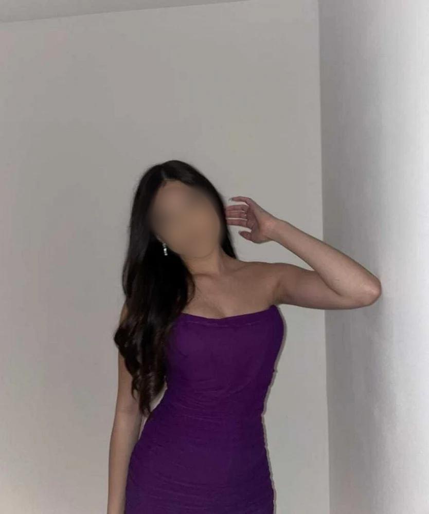 614977483: Chica busca chico en Madrid