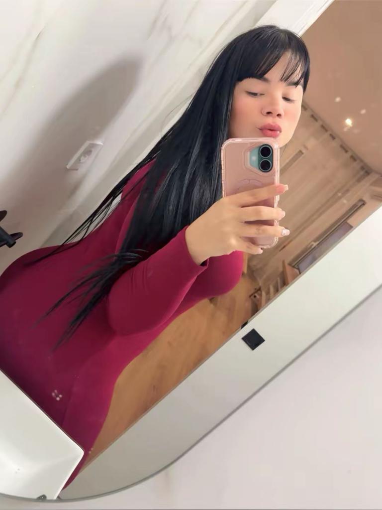 Chica busca chico en Almería: 