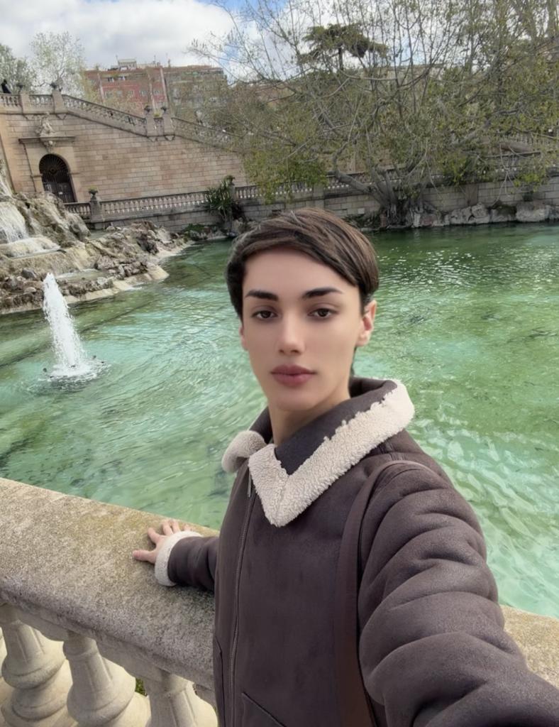 Chico busca chica en Barcelona: 