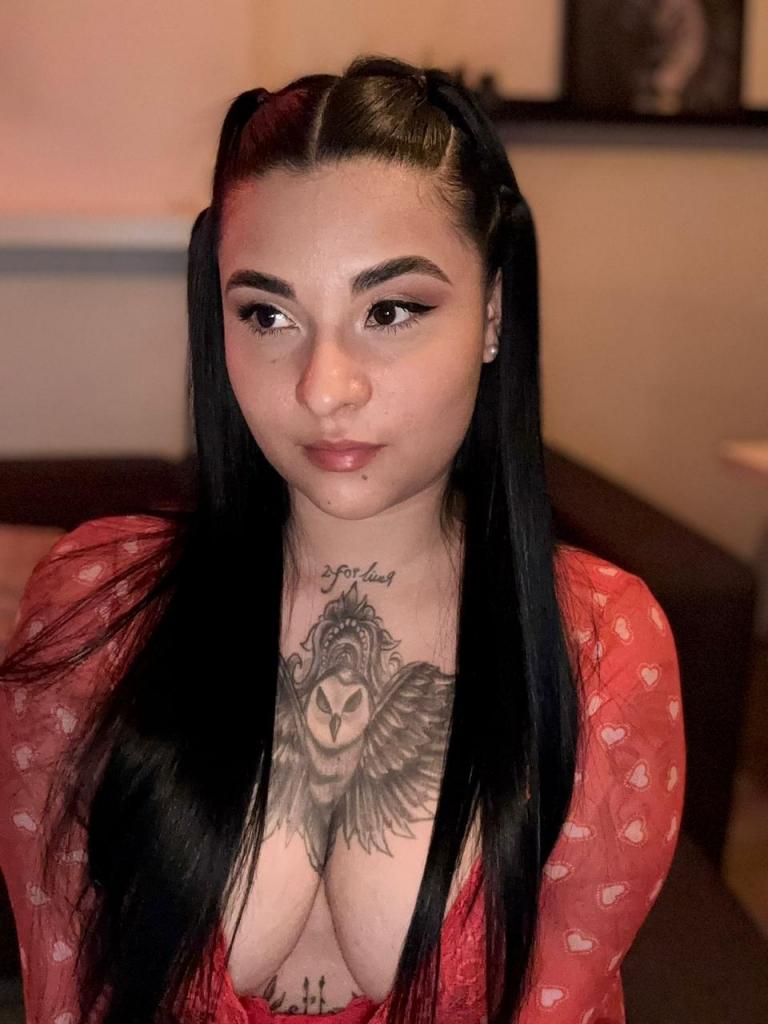 Chica busca chico en Almería: 