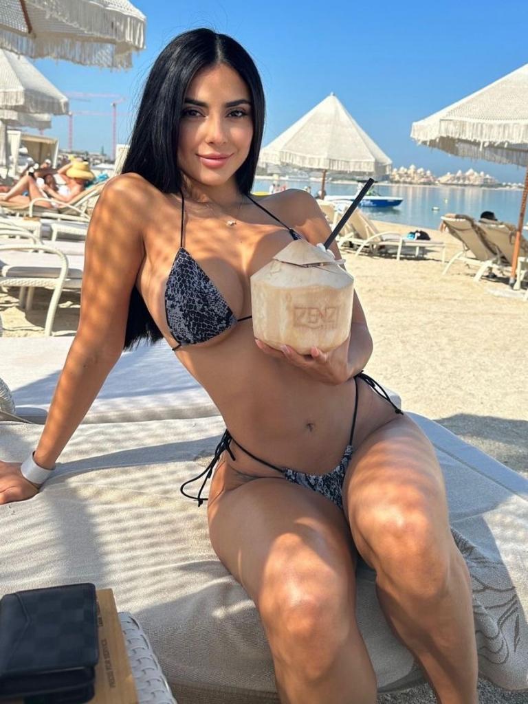 Chica busca chico en Barcelona: 