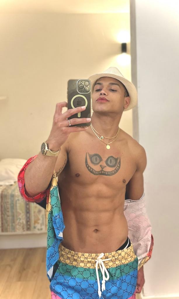 685743187: Chico busca chica en Tarragona