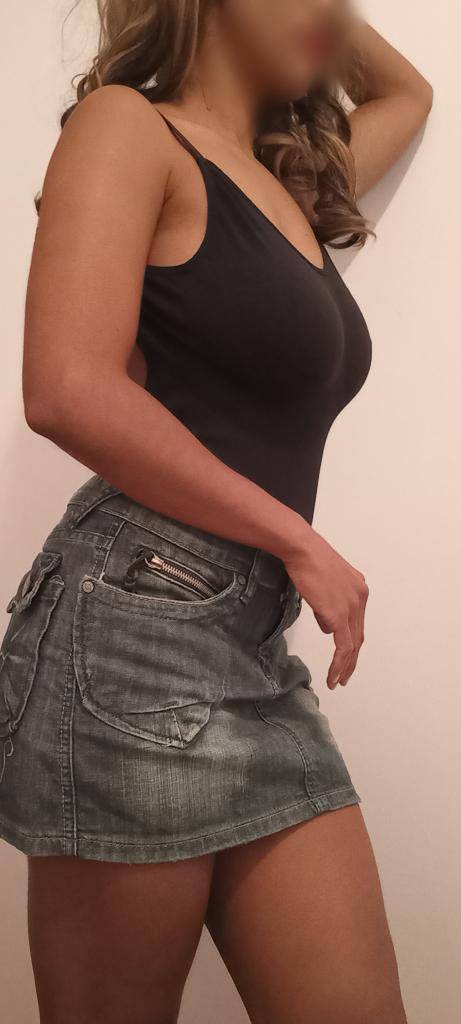 Chica busca chico en Lérida: 