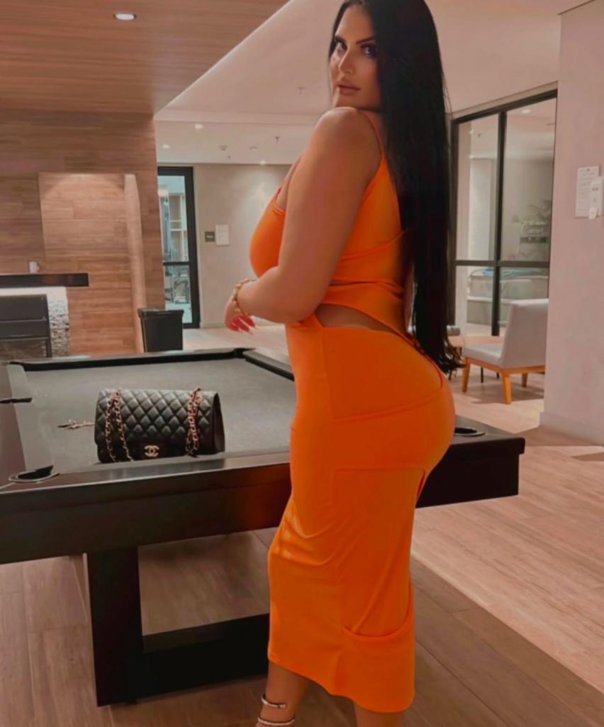 Chica busca chico en Granada: 