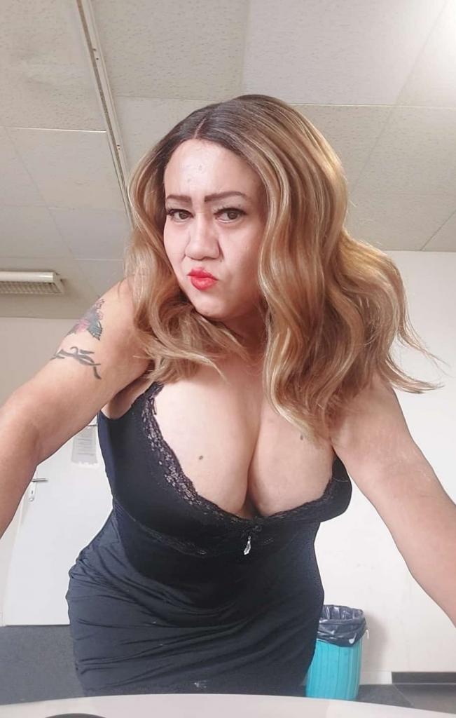 631003932: Transexual en Barcelona