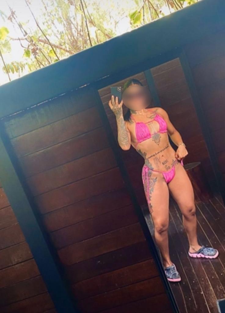 Chica busca chico en Málaga: Chica busca chico