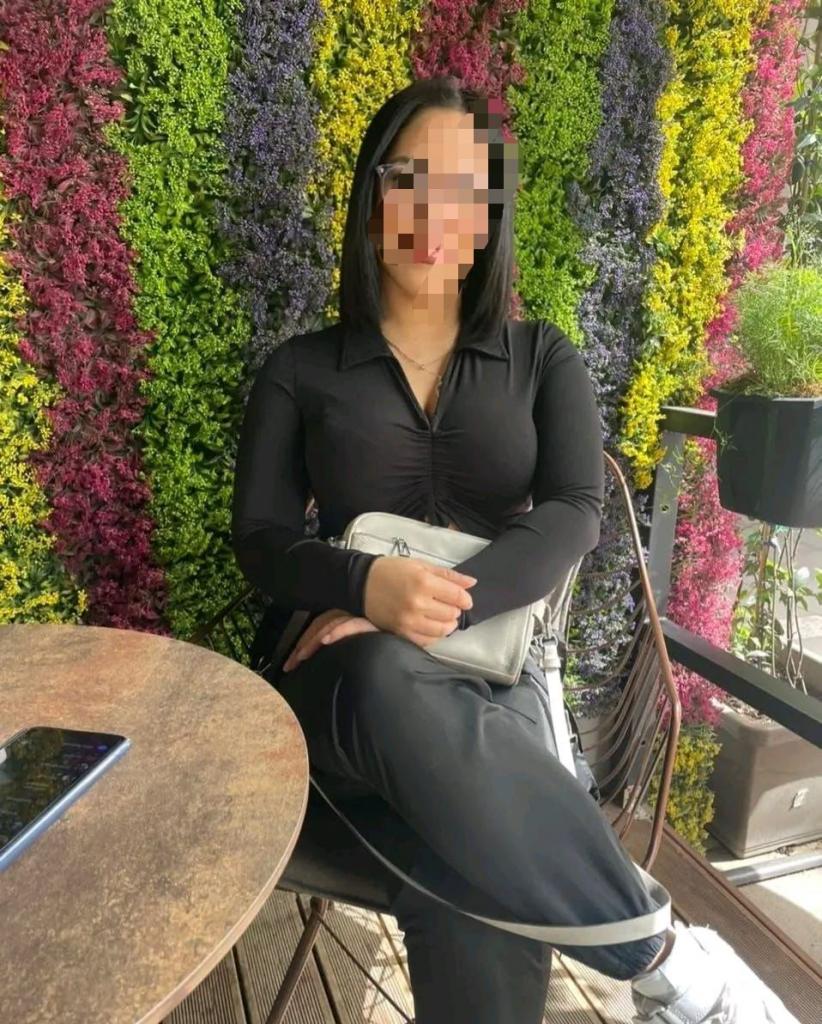 Chica busca chico en Tenerife: 