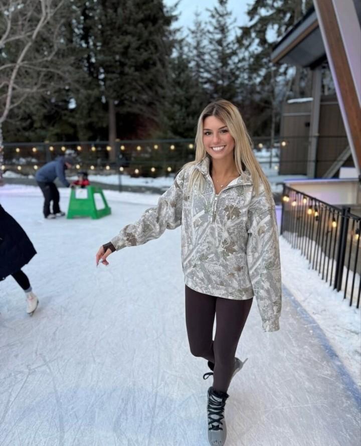 Chica busca chico en Tenerife: 