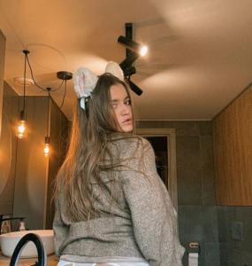 655385887: Chica busca chico en Madrid
