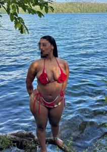 602459821: Chica busca chico en Pontevedra