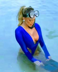 639150089: Chica busca chico en Barcelona