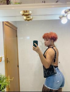 603643710: Chico busca chica en Barcelona