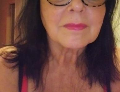 646558464: Chica busca chico en Gerona