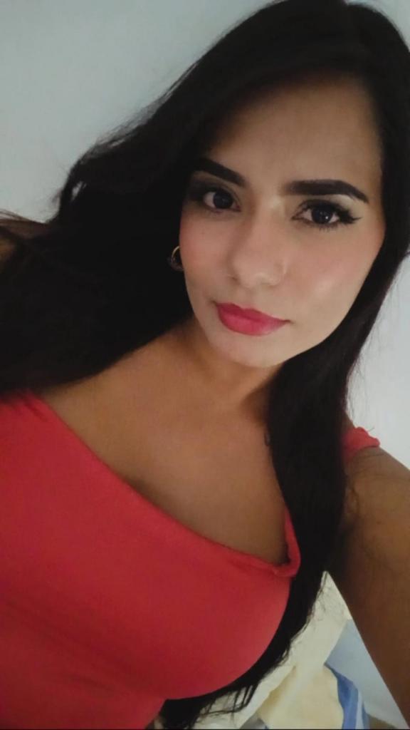 641689513: Chica busca chico en Tenerife