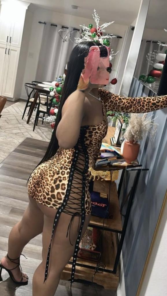 Chica busca chico en Granada: Chica busca chico