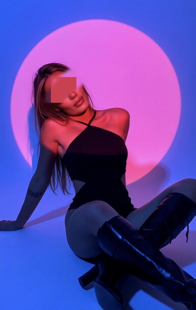 Chica busca chico en Barcelona: 