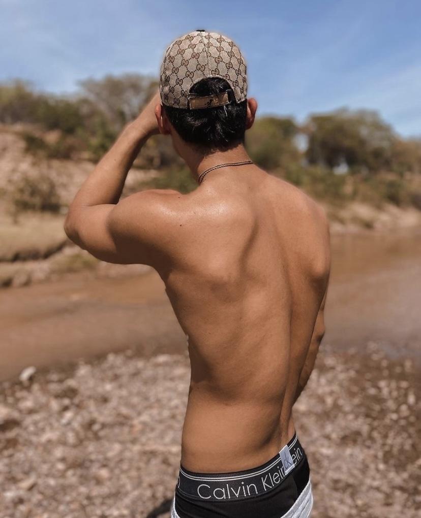 671635887: Chico busca chica en Barcelona