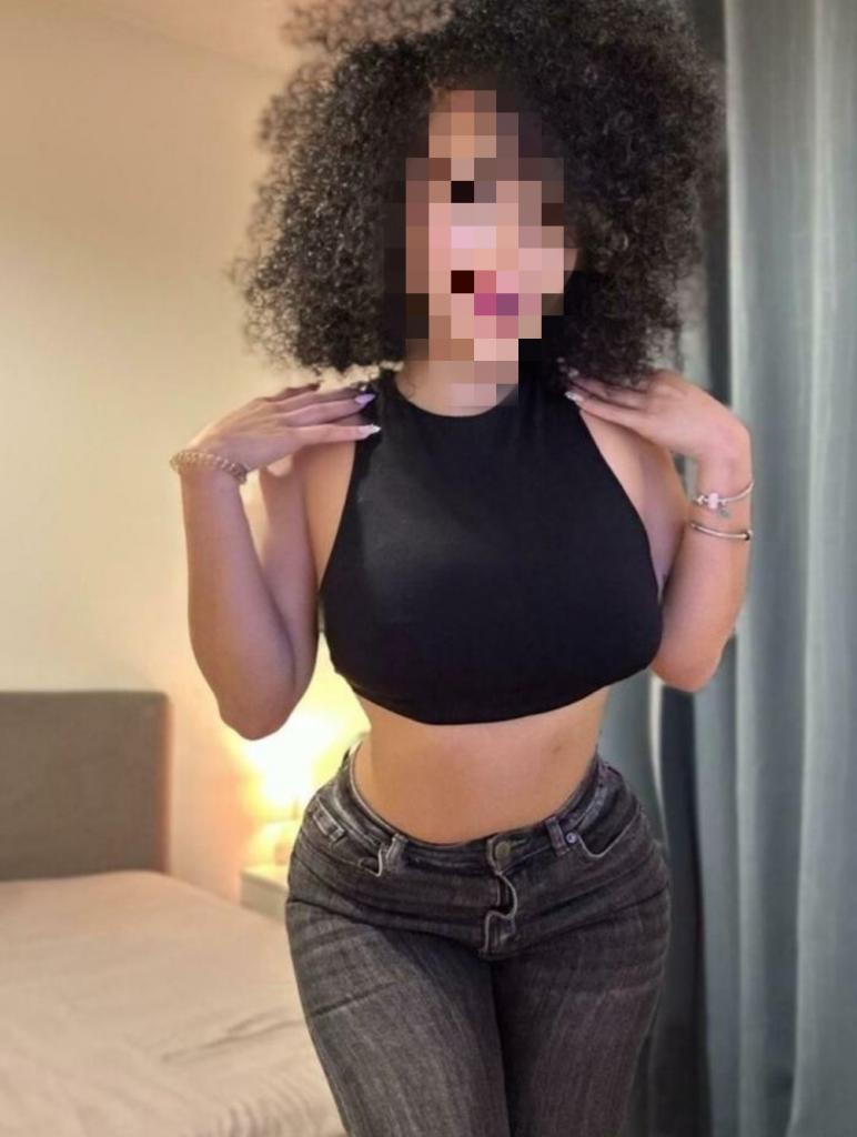 Chica busca chico en Tarragona: 