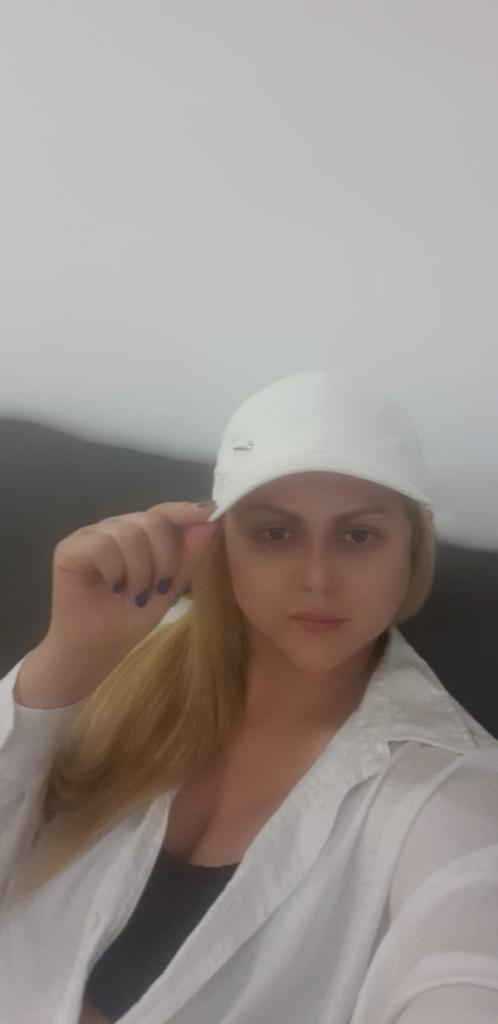 692805446: Chica busca chico en Pontevedra