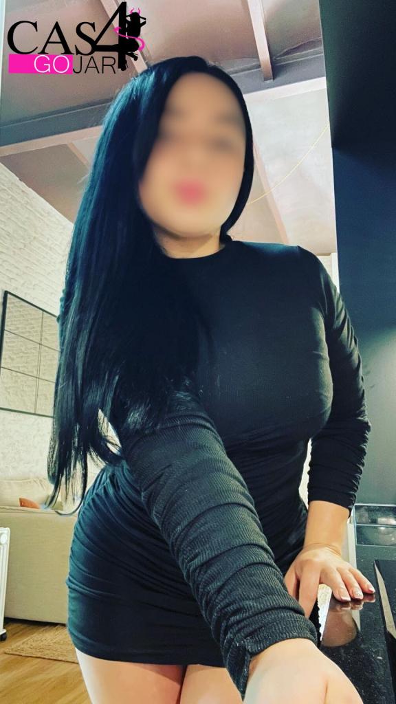 Chica busca chico en Granada: 
