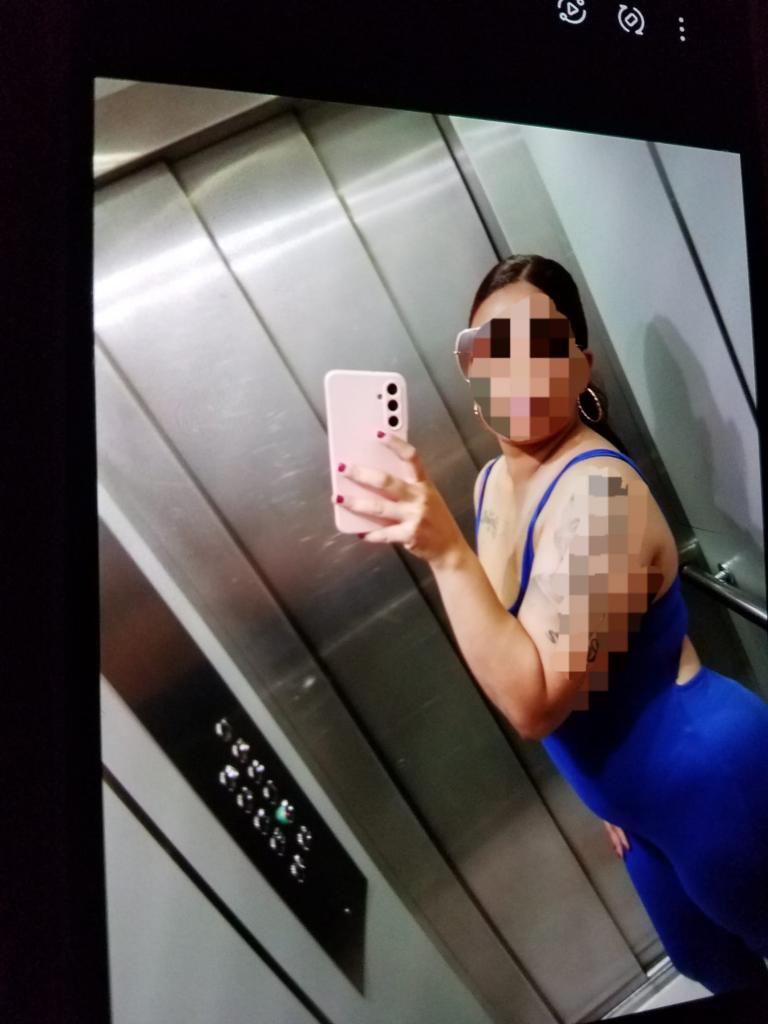 613681440: Chica busca chico en La Coruña