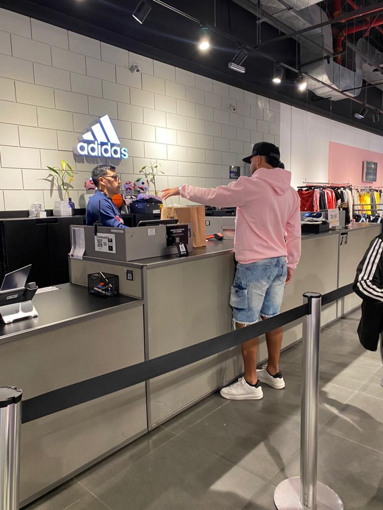 627195060: Chico busca chica en Las Palmas