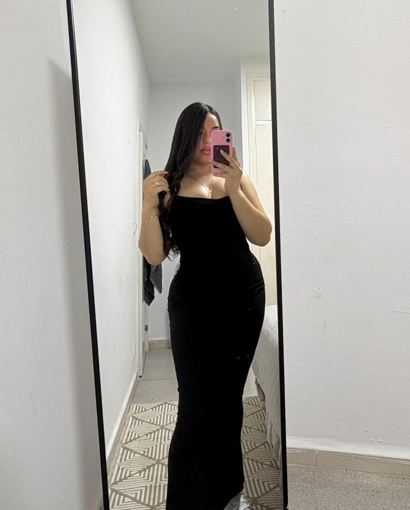 683294480: Chica busca chico en Ibiza