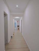 688501553: Chica busca chico en Barcelona