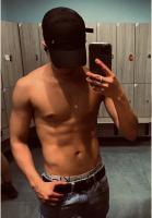 671635887: Chico busca chica en Barcelona