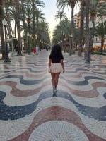 614755304: Chica busca chico en Alicante