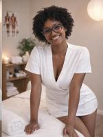 614412065: Chica busca chico en Barcelona