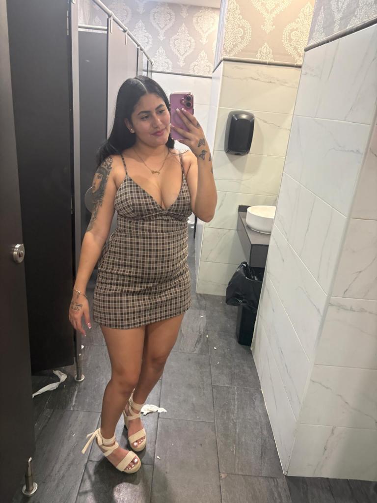 Chica busca chico en Granada: 