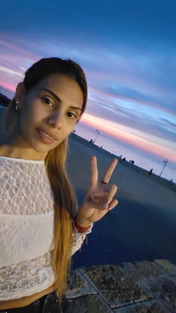 Chica busca chico en Cádiz: 