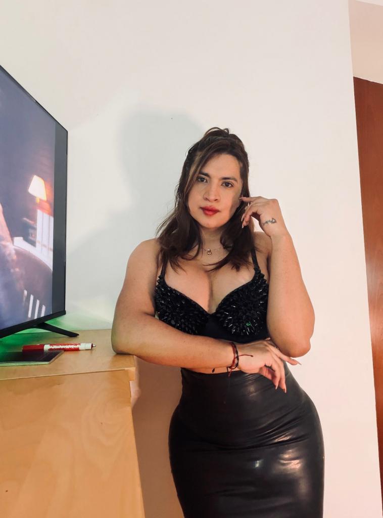 631236237: Transexual en Albacete
