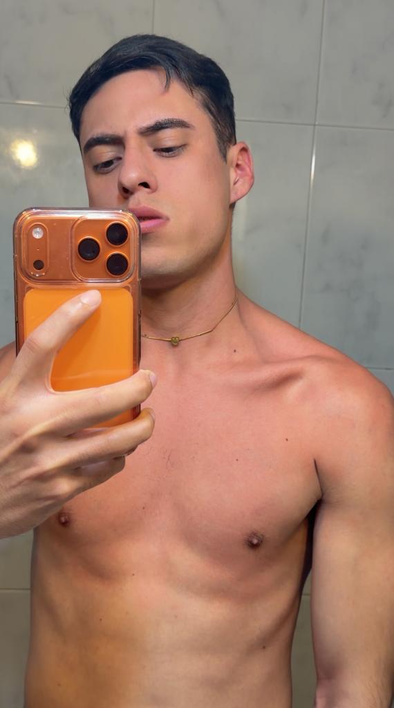 640180122: Chico busca chica en Madrid