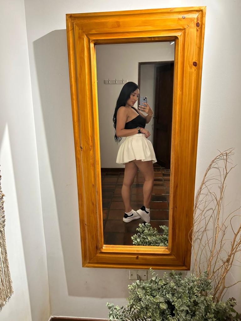 Chica busca chico en Valencia: Chica busca chico