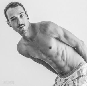 603772931: Chico busca chica en Sevilla