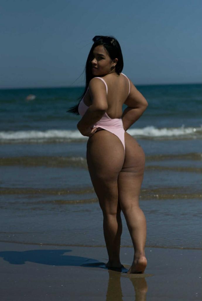 Chica busca chico en Valencia: Chica busca chico