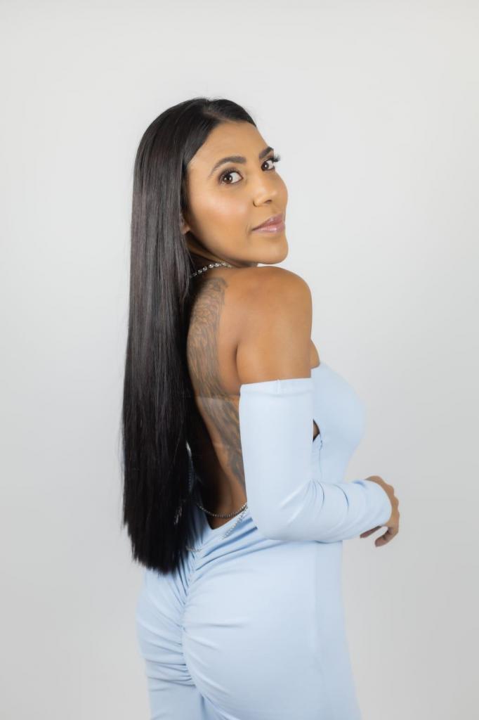 Chica busca chico en Granada: Chica busca chico