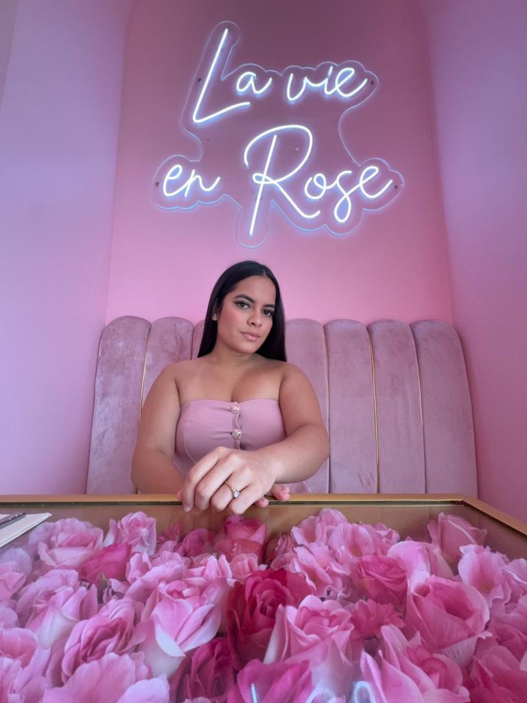 655735321: Chica busca chico en Barcelona