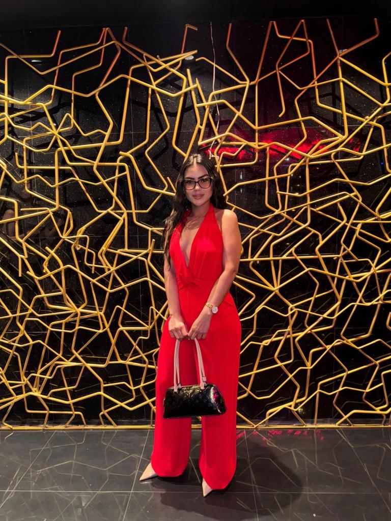 Chica busca chico en Tenerife: Chica busca chico