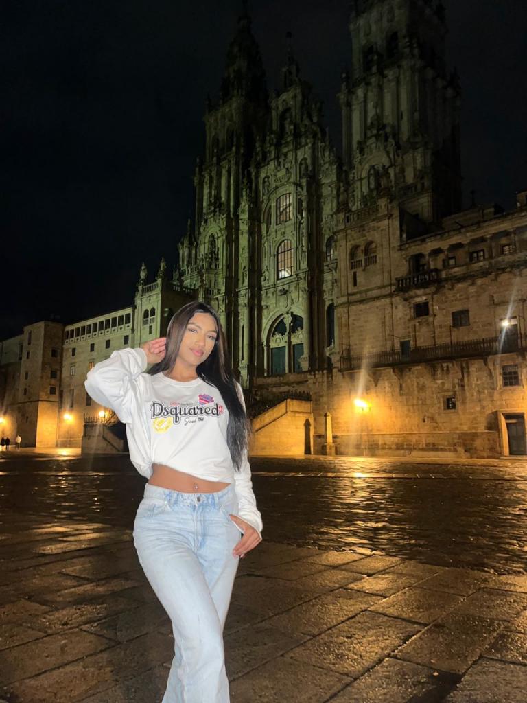 Chica busca chico en La Coruña: 