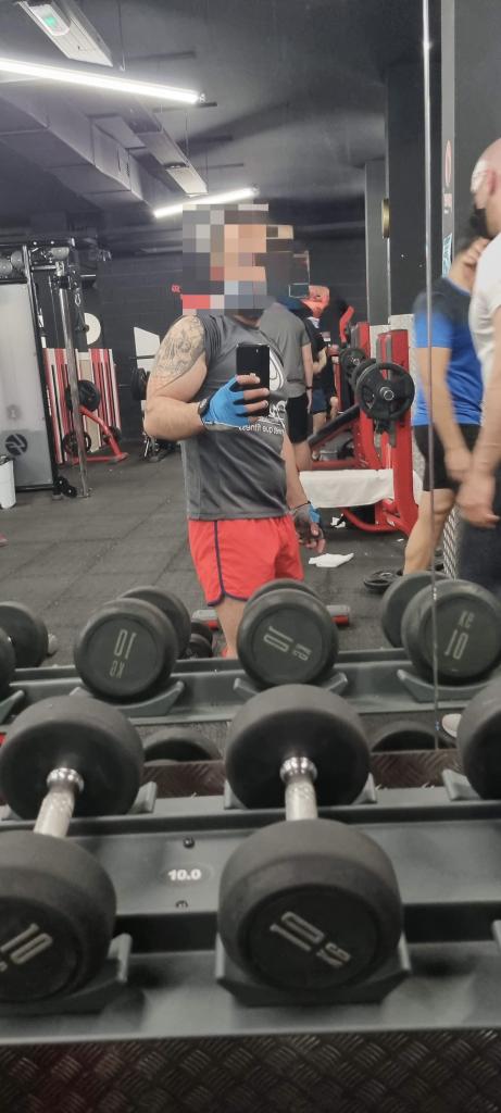 Chico busca chica en Castellón: 