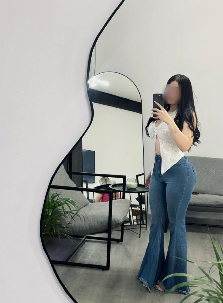 Chica busca chico en Mallorca: 