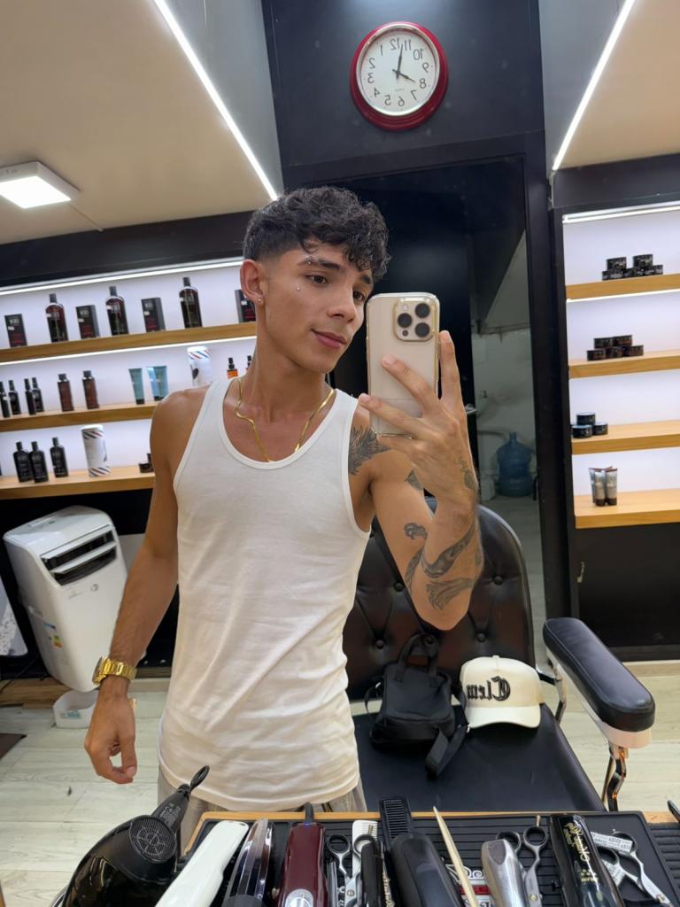 Chico busca chica en Tenerife: 