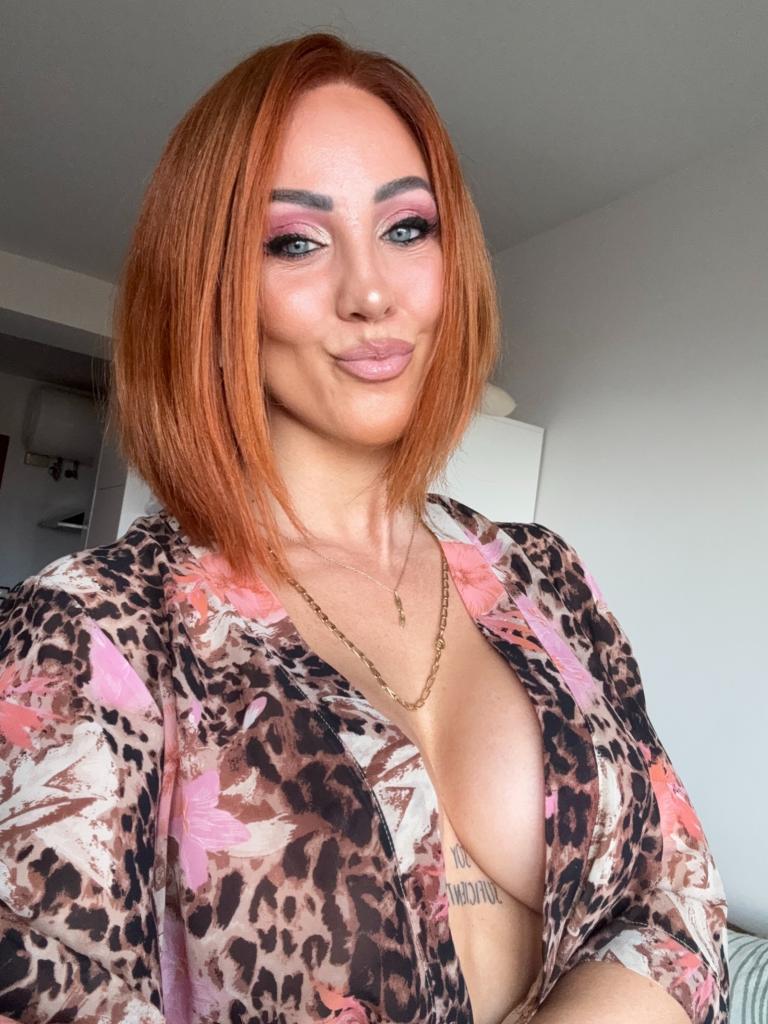 Chica busca chico en Almería: 