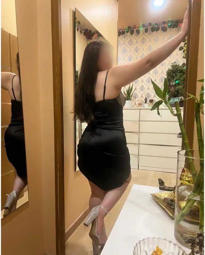 Chica busca chico en Almería: 